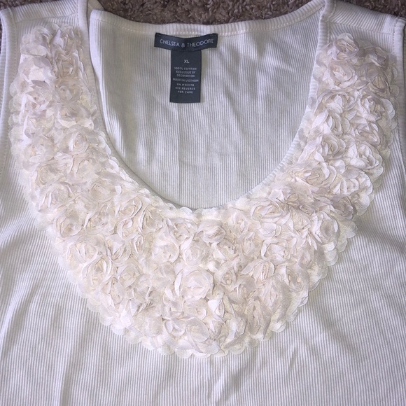 Chelsea & Theodore Pressed Flower Tank - Picture 2 of 3